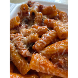 Rigatoni a las 3 Carnes